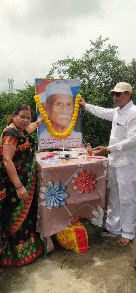 DOSAR VAISHYA COMMUNITY IN UTTAR PRADESH CELEBRATES JHANDA GEET MAKER LATE SHRI PARSHAD SHYAM LAL JAYANTI -BARABANKI--SHRI SUNIL KUMAR GUPTA PRESIDENT TOP BANIYA LEADER IN UP