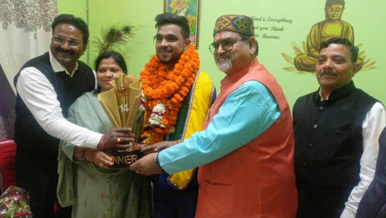 vaibhav-gupta-dosar-vaishya-indian-idol-winner-from-baniya-community-kanpur-lucknow
